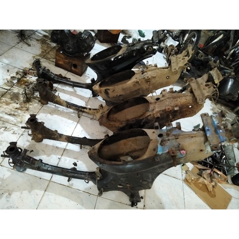 Rangka Astrea grand bulus/ sabit/Legenda original