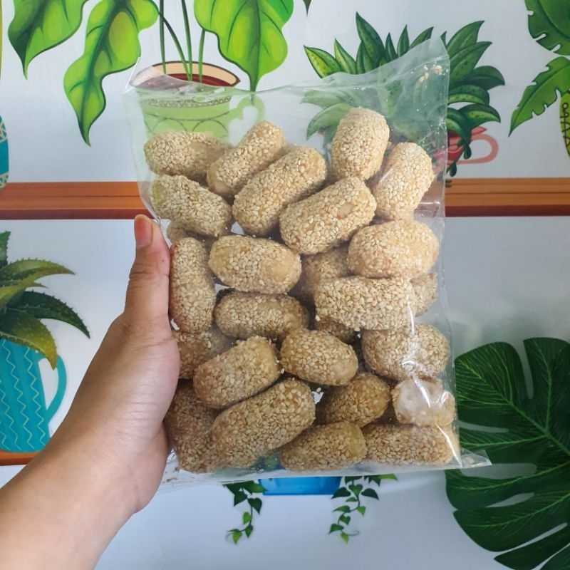 

KUE KERING WIJEN 250GR / ROTI WIJEN / MANCHO WIJEN