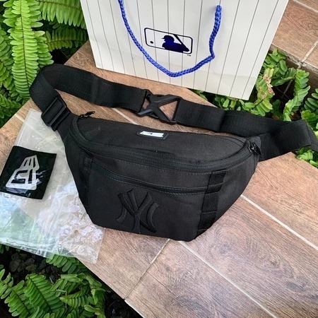 NWR NY Waist Bag Tas Selempang Logo Bordir NY New York Hitam Pria Wanita Unisex Premium Import (481)