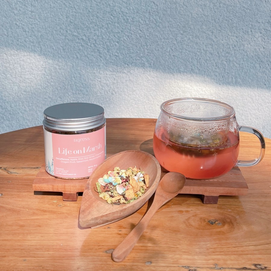 

Life on Marsh Tea / Tisane Tea Blend / Decaffeinated Tea / Tigress sachet dan tea bags