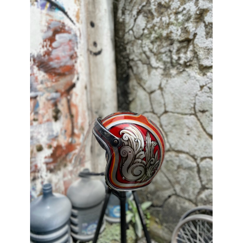 helm jadul motif airbrush