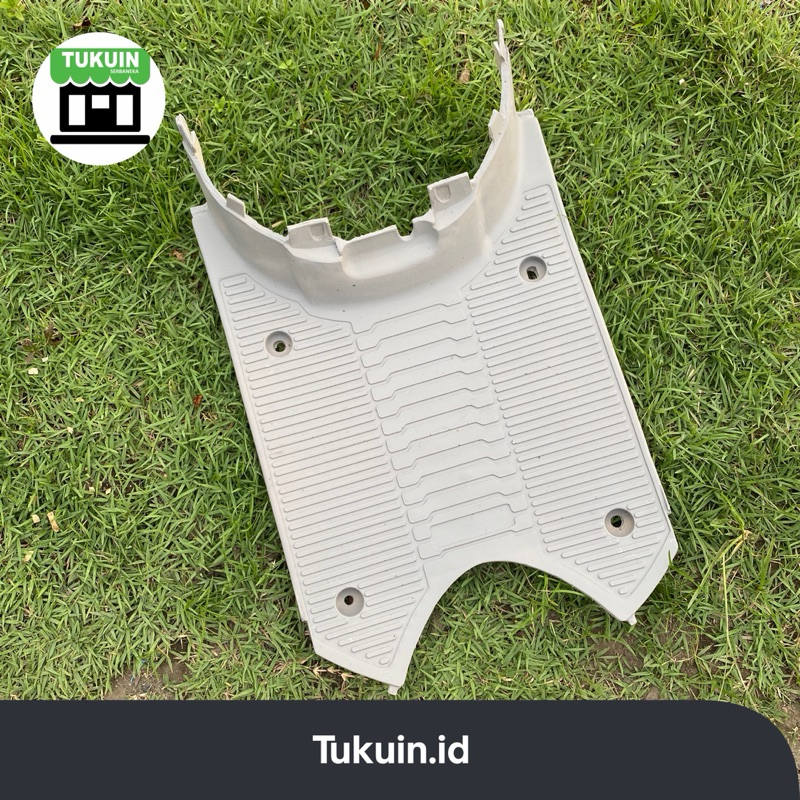 Lantai Qingqi / Footrest qingi (Repro Fiber )