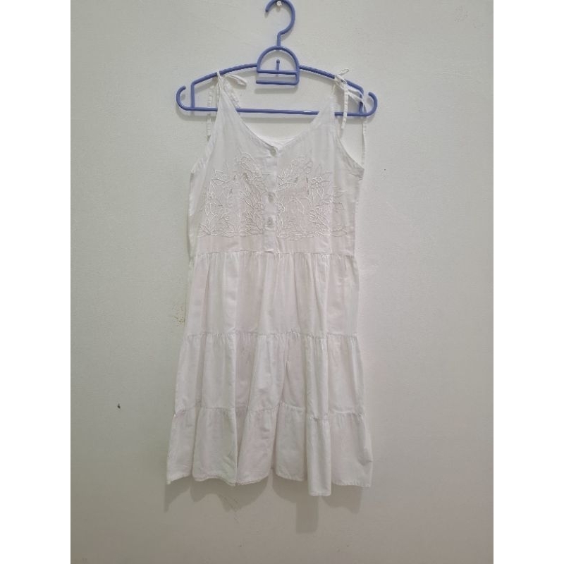White dress preloved