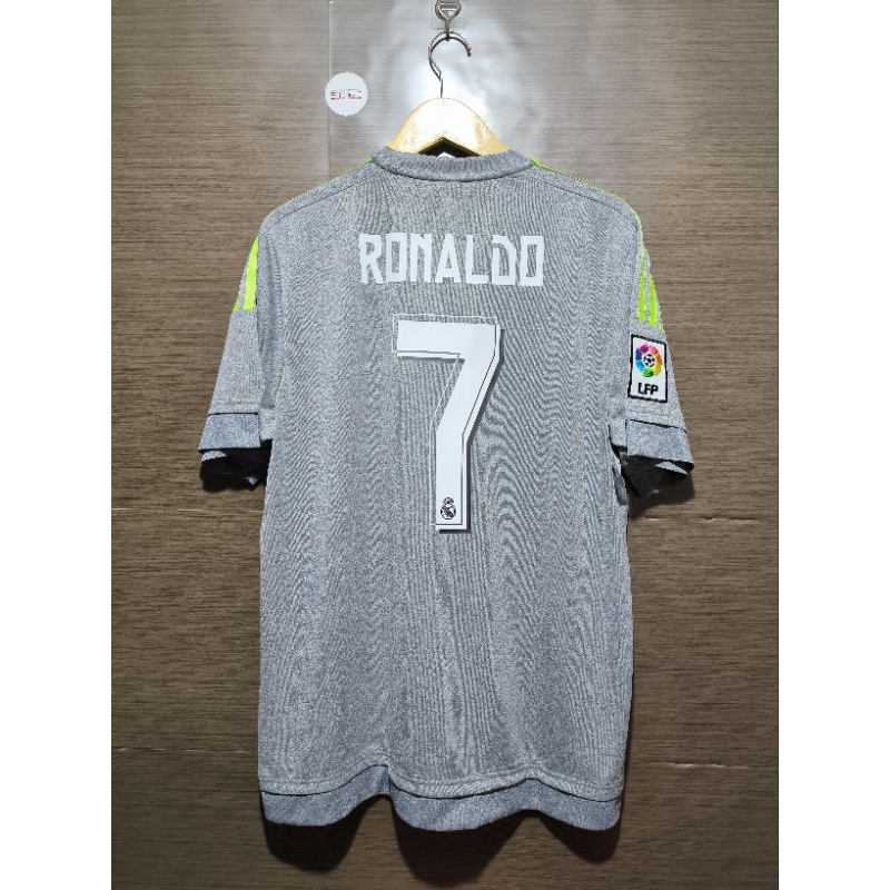 Jersey Original Real Madrid 2015/16 BNWT Size L