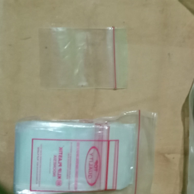 

Klip plastik 6x4 kuat dan tebal 100pcs