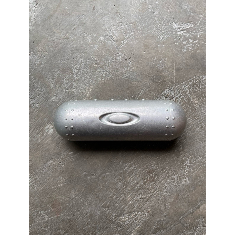 CASE BOX KACAMATA OAKLEY JADUL