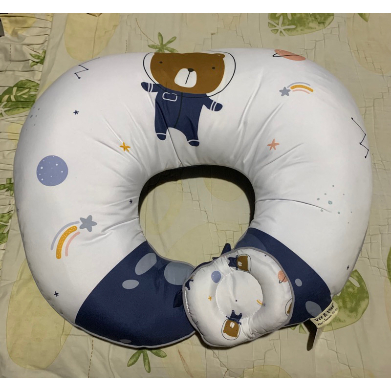 Bantal menyusui Vee & Mee (NEW)