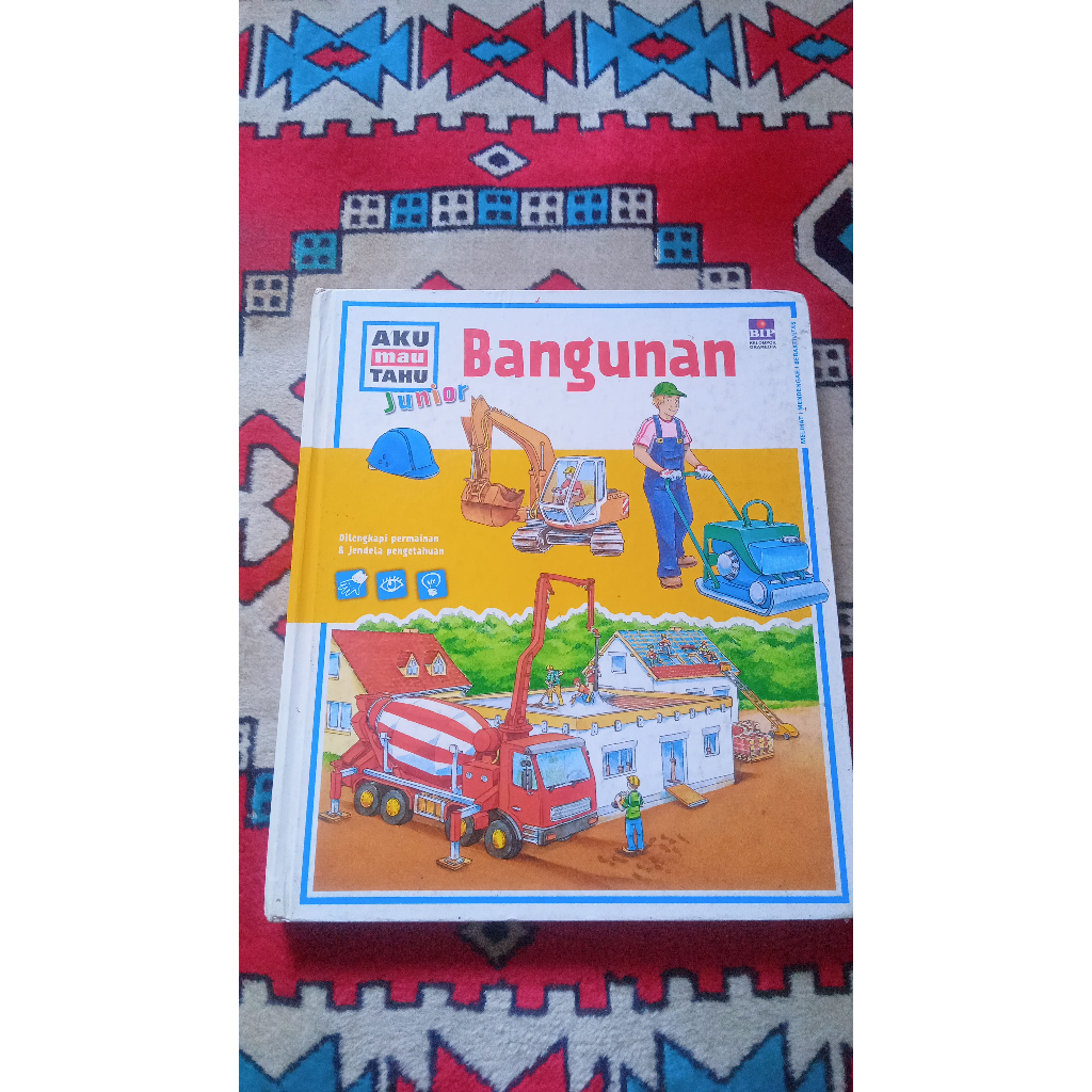 Aku Mau Tahu Junior - Bangunan