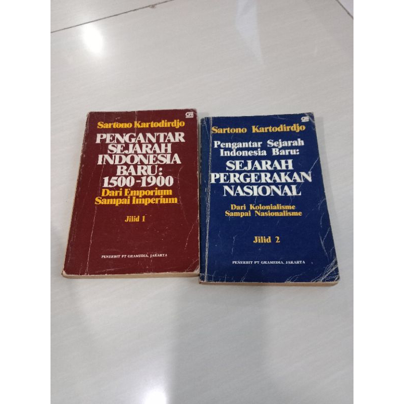PENGANTAR SEJARAH INDONESIA BARU Oleh Sartono Kartodirdjo