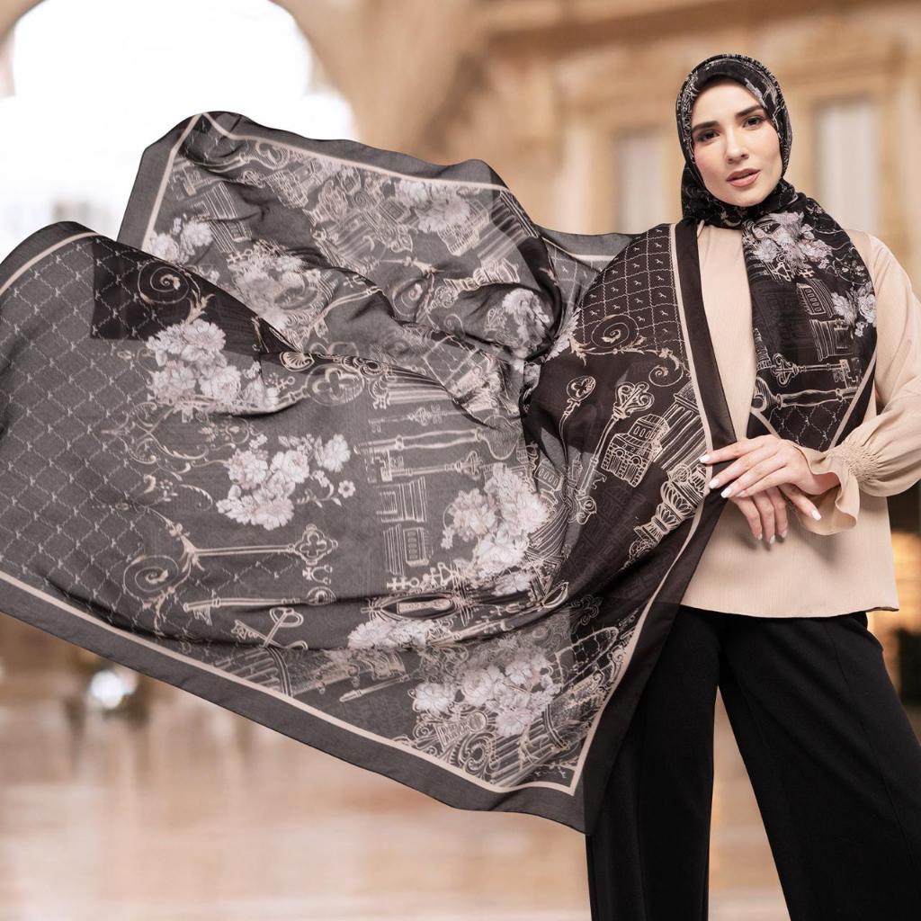 CORDELIA SCARF | OFFICIAL HIJAB MANDJHA IVAN GUNAWAN SEMARANG