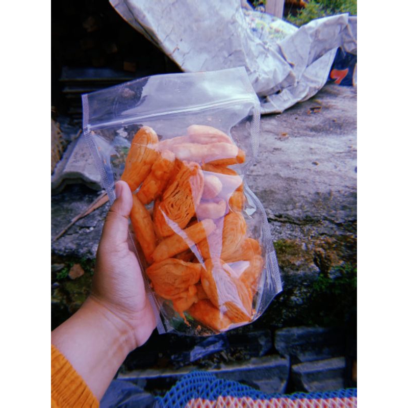 

Karica Lipat Balado