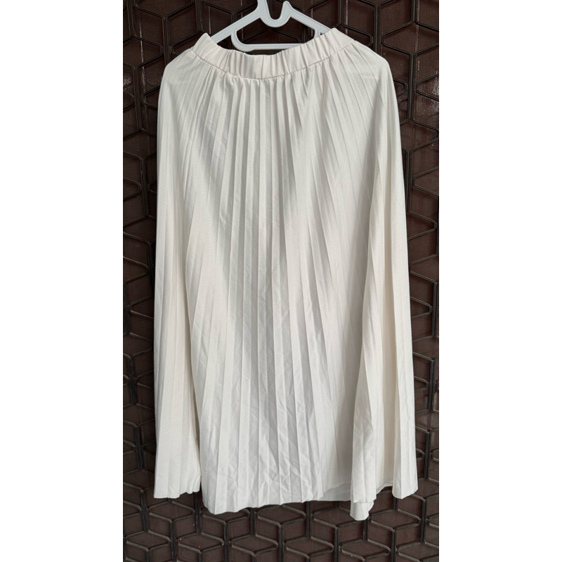 Preloved Rok Plisket Import