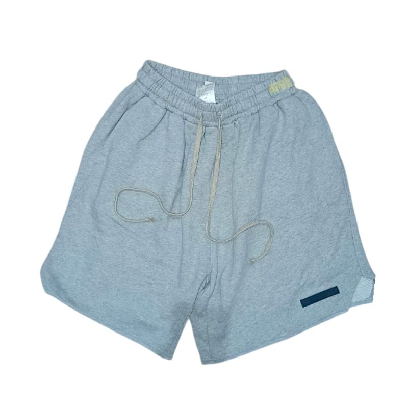 Celana Pendek Olahraga Santai Attentionrow