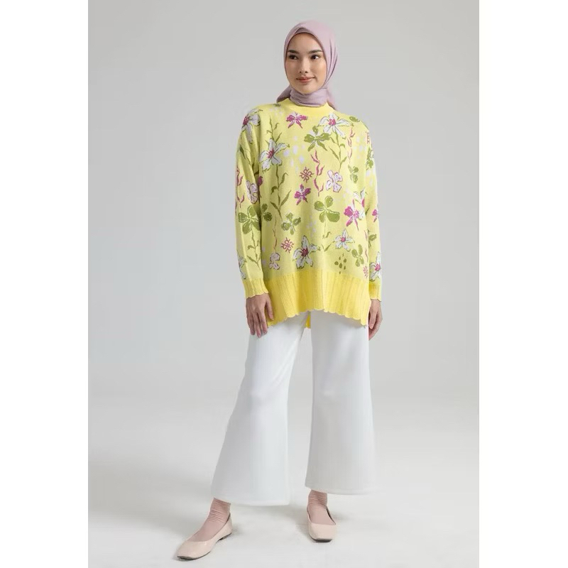 Preloved Ria Miranda Bell Knit