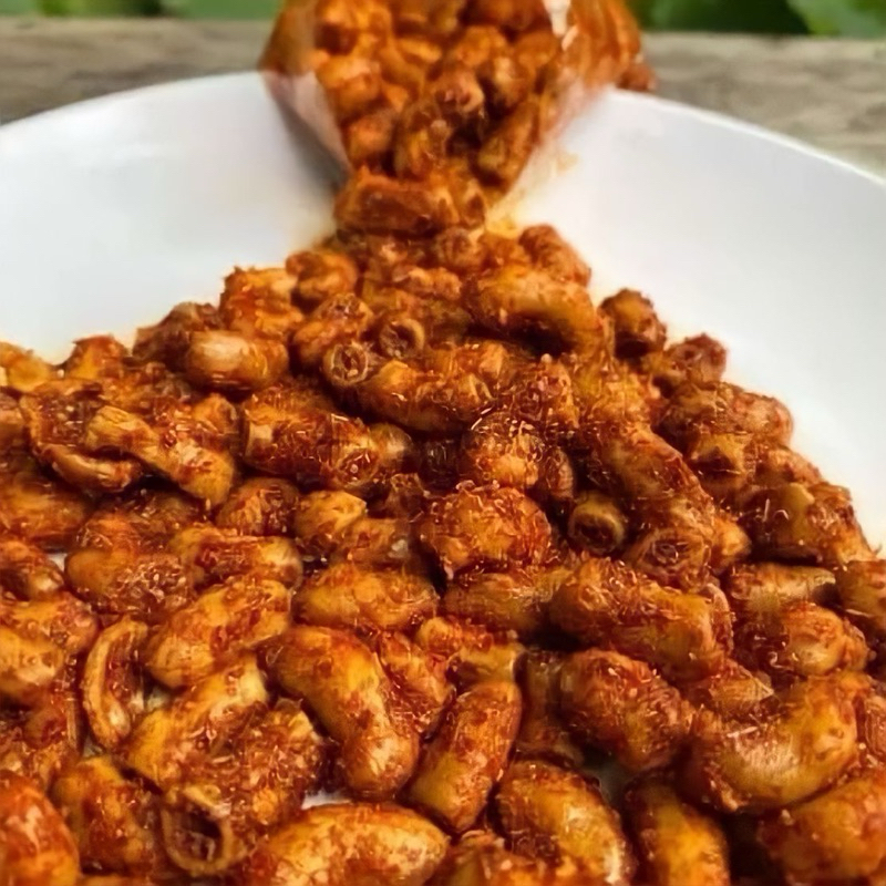 

Makaroni pedas daun jeruk 500gram