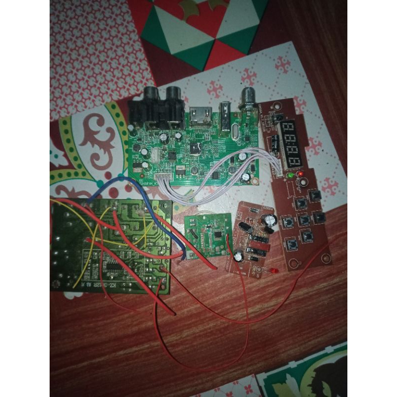 PCB bekas rc dan receiver, kondisi bekas, gratis 1