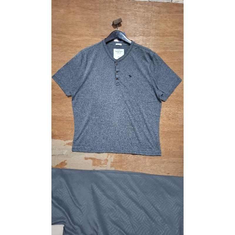 Kaos henley Abercrombie & fitch size "XXL"