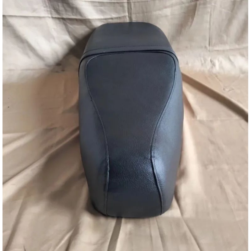 Jok Vespa New PX Model Replika Jok Vespa Model Replika New PX