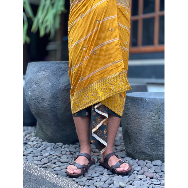 SAPUT ENDEK BORDIR SEMI SONGKET KUNING