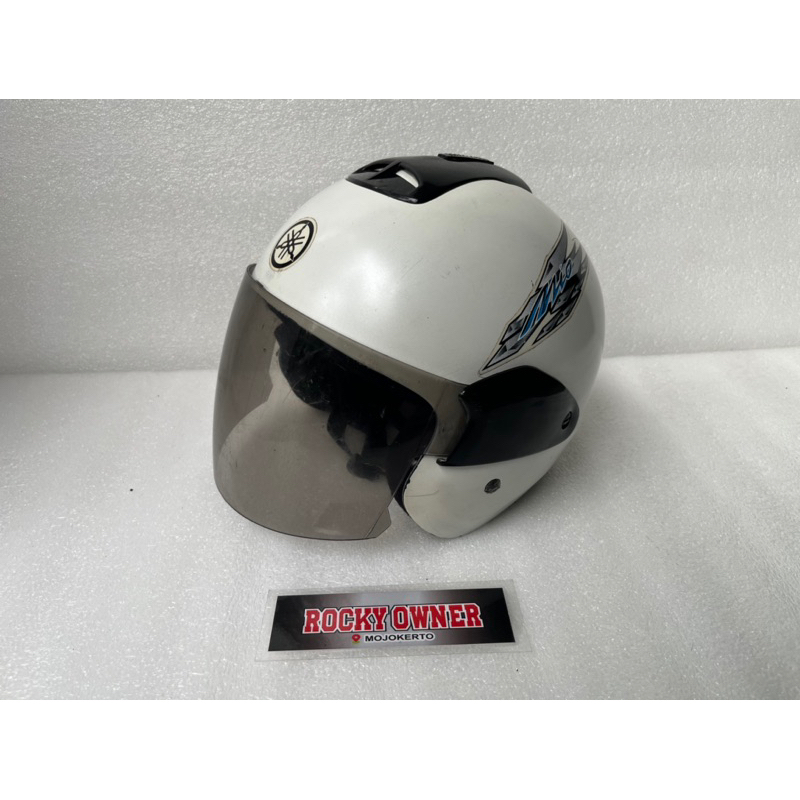 HELM YAMAHA MIO PUTIH ORIGINAL