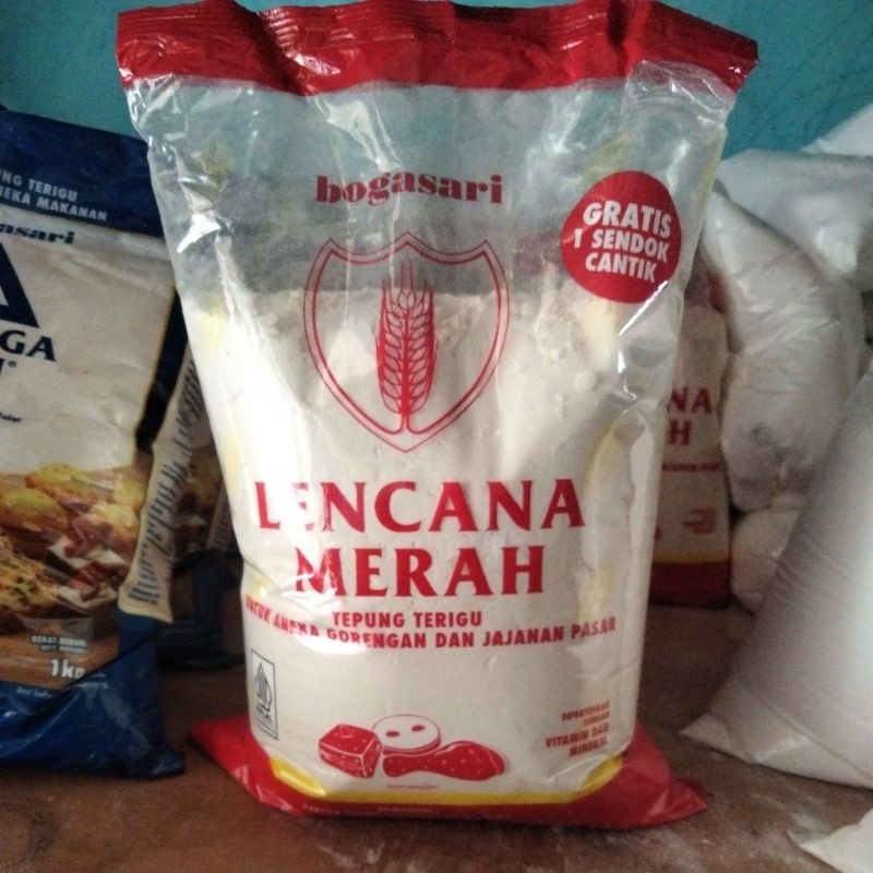 

Bogasari Lencana Merah 1kg (free 1 sendok)