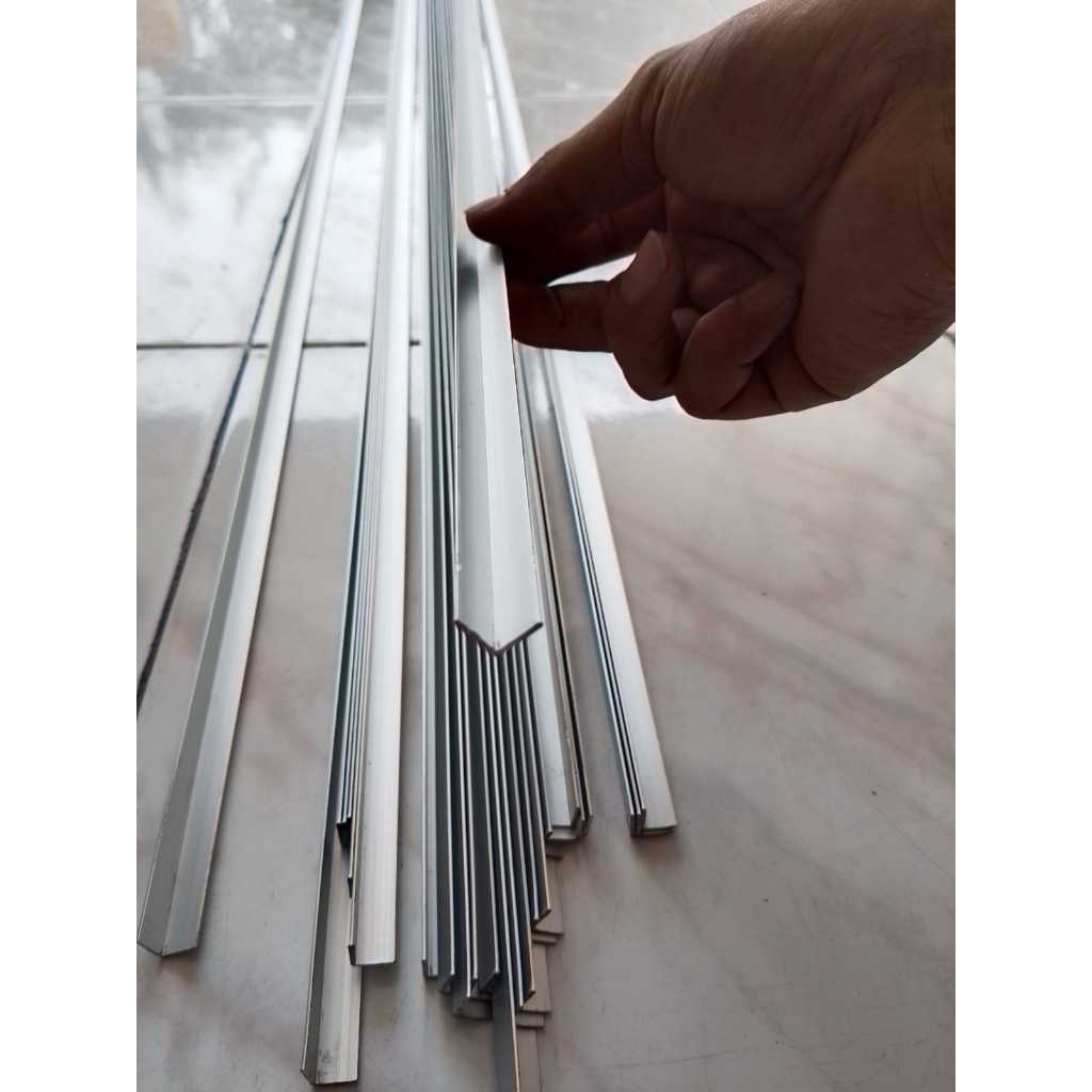 Lis Siku Aluminium 9,5mm x 9,5mm CA 3METER