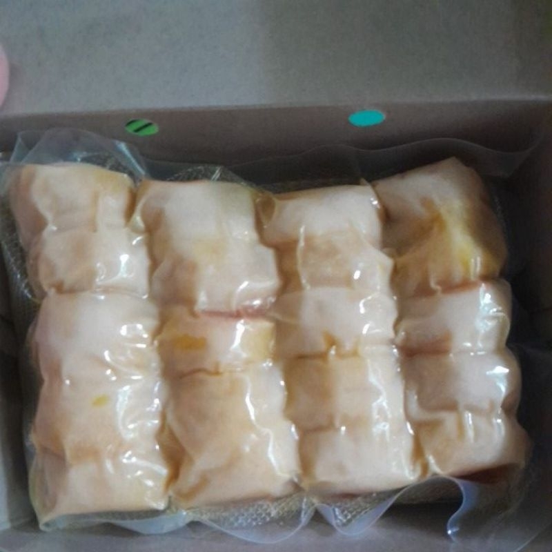 

BAKPIA NAYLA BASAH VAKUM ISI 20