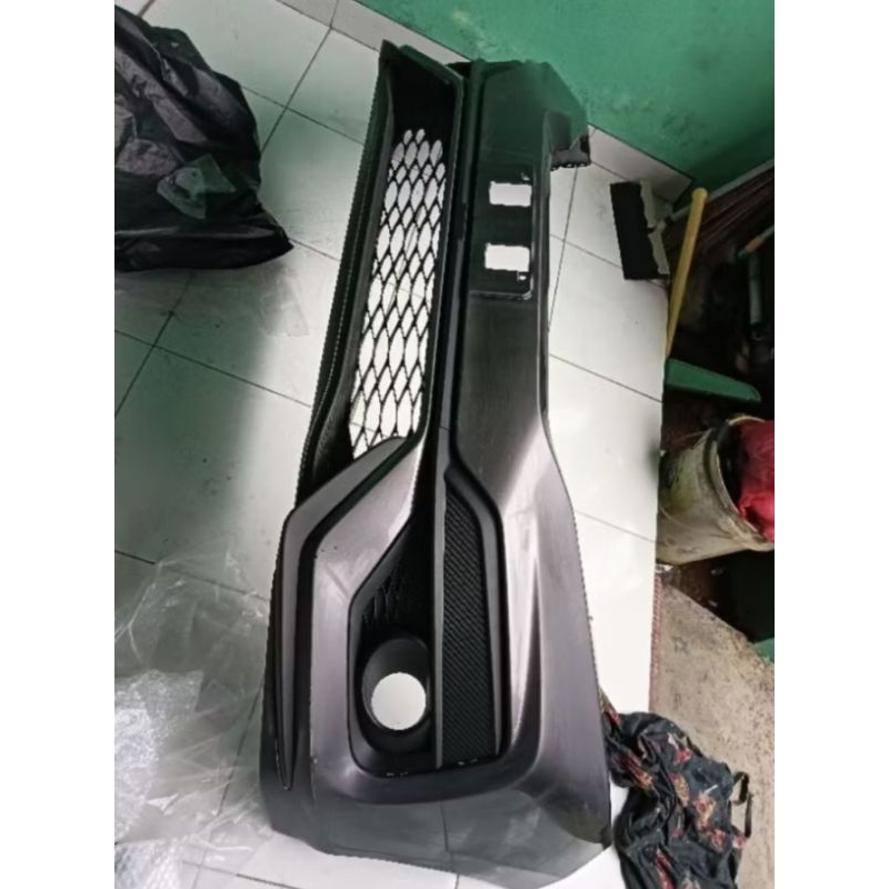 bemper depan dan kisi2 jazz RS gk5 2018-2020 original
