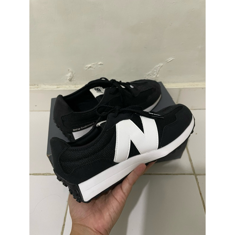 New Balance 327 Black White Original