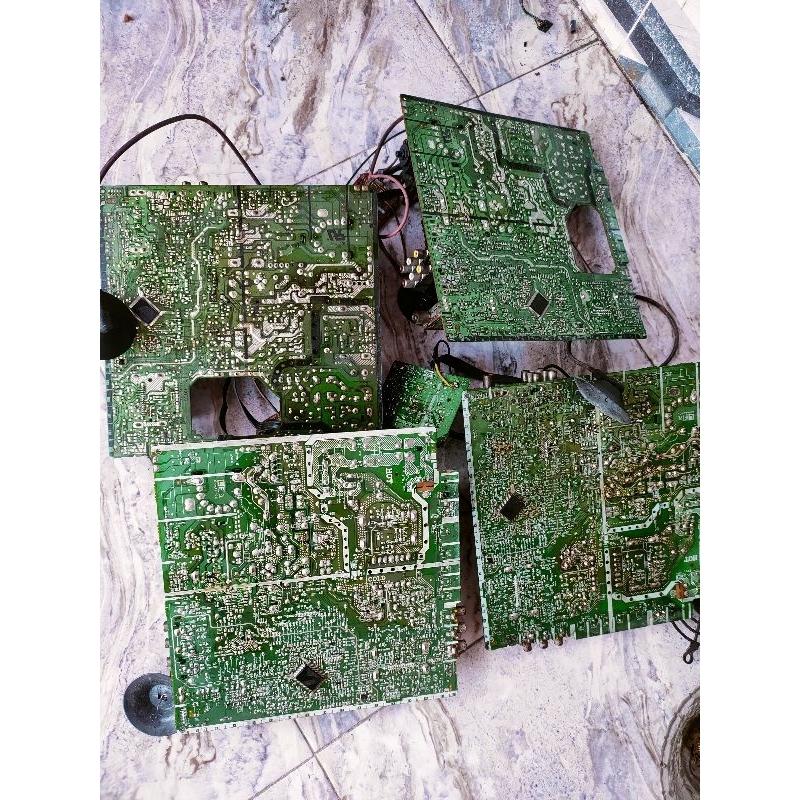 mesin tv Sharp slim 21in kondisi blm lulus tes