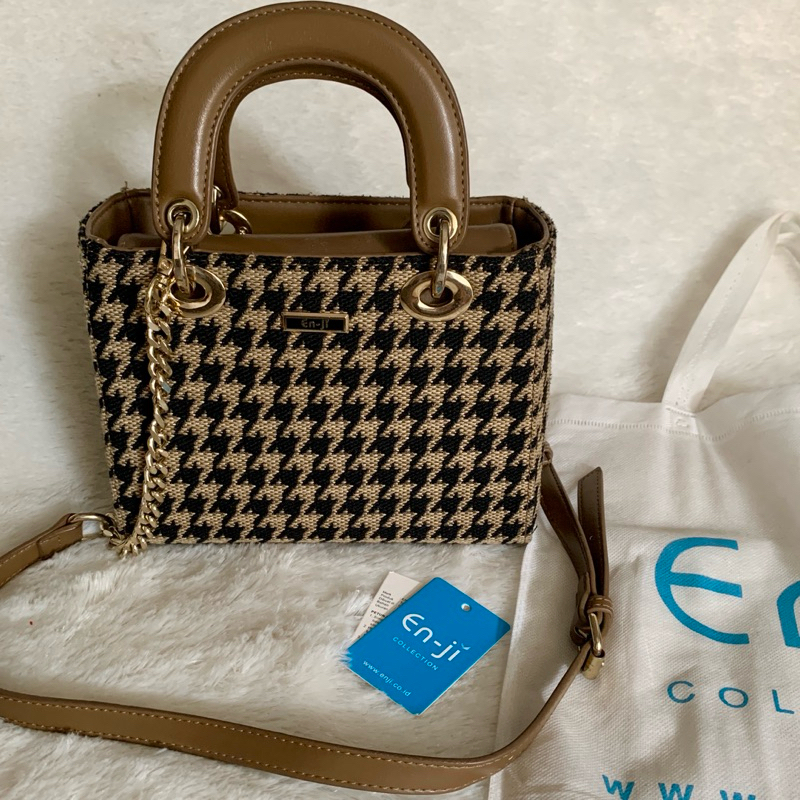 Preloved Hand Bag Enji