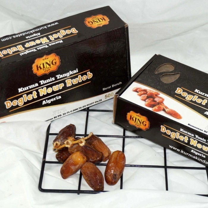 

Kurma Tunis Tangkai 500gr Kemasan Kotak - Deglet Nour Rutob Algeria Murah