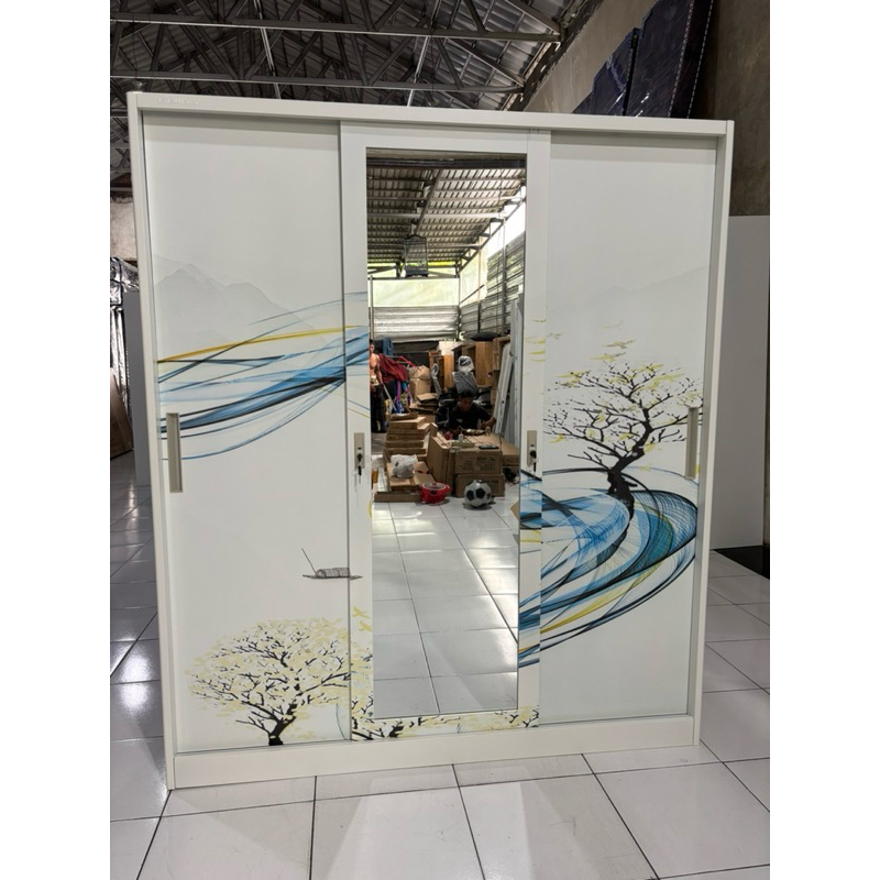 Lemari Besi 3pintu besi By : Mebel Hakim