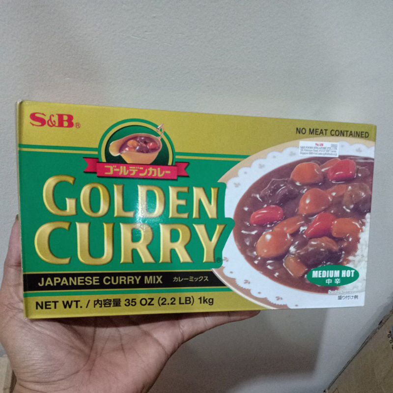 

S&B golden curry medium hot 1kg