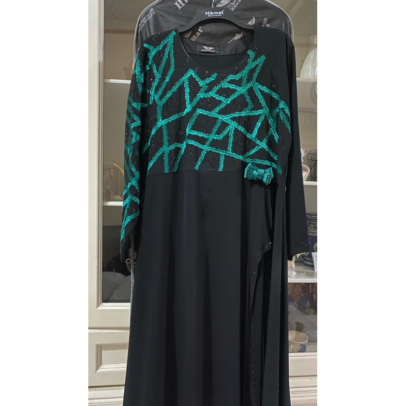 Preloved gamis hikmat
