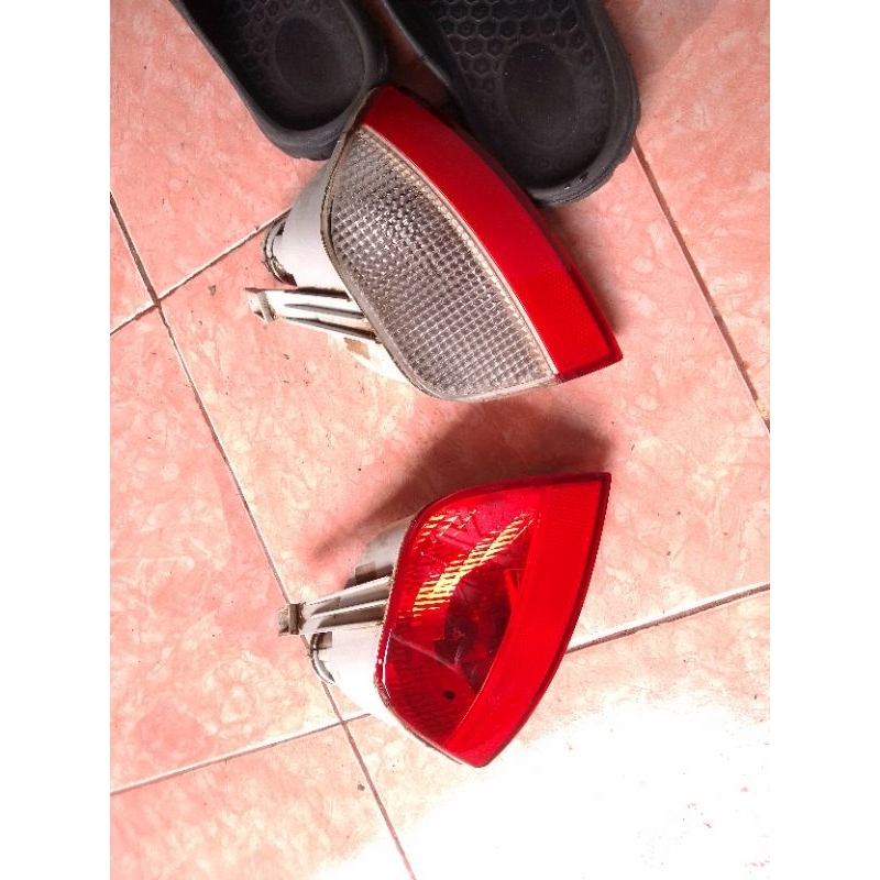lampu bawah bemper Ford Focus mk2 hatchback