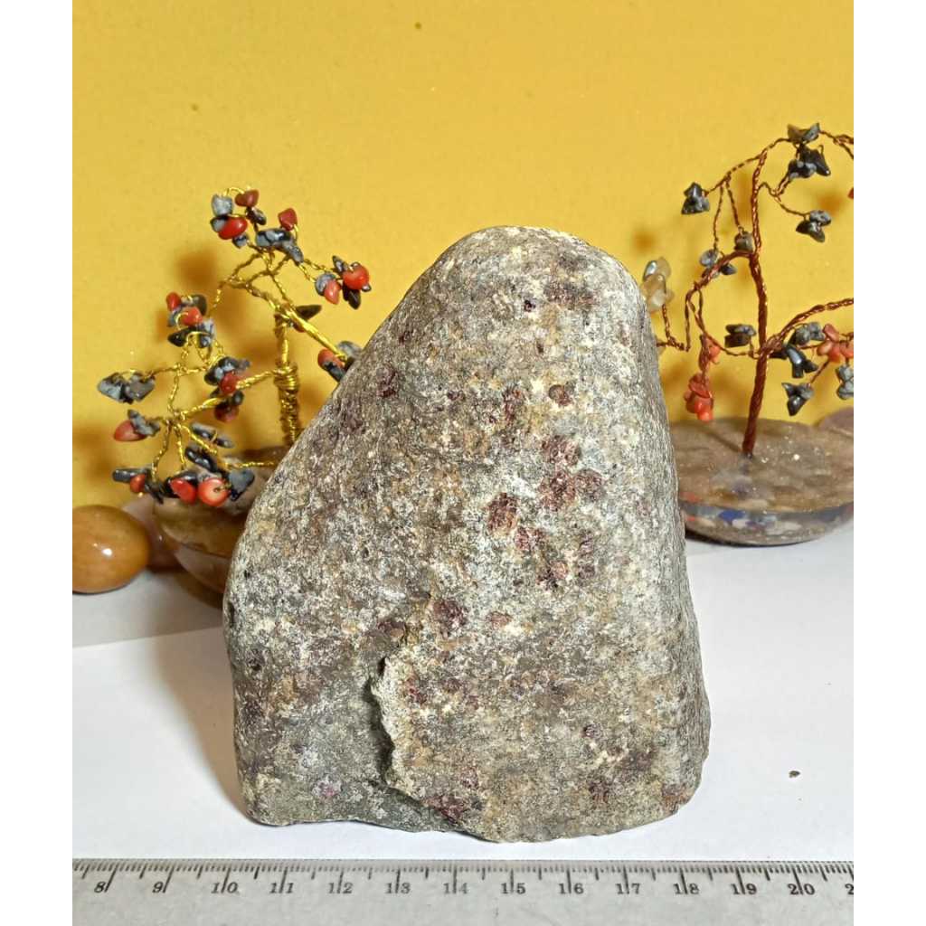 Batu Natural Garnet Rough / Raw Speciment (1)