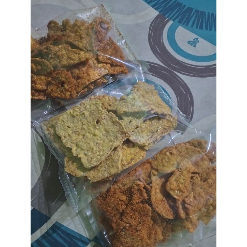 

KRIPIK TEMPE MIX 3 RASA