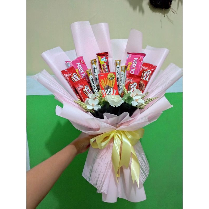 

Buket Snack/ buket wisuda/ buket uang