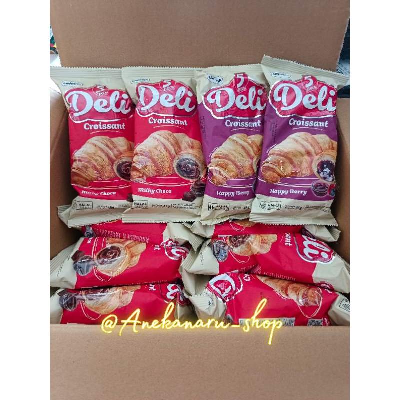 

DELI CROISSANT MILK CHOCHO & HAPPY BERRY 45g ( 10 PCS)