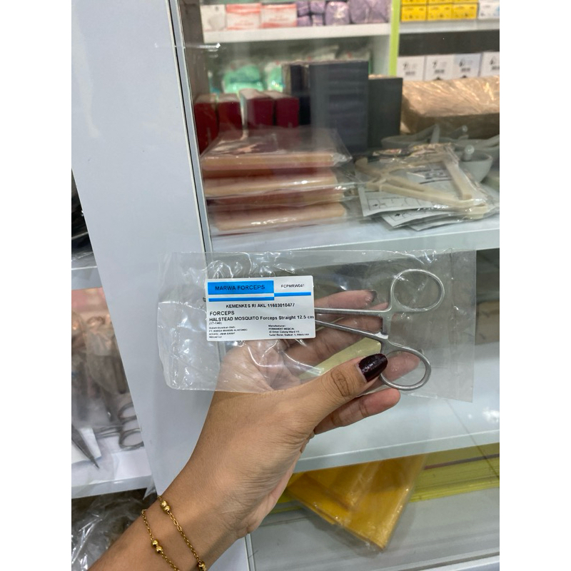 klem lurus gunting moaquito lurus