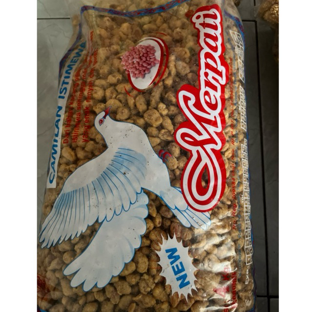 

KACANG PEYEK MERPATI GURIH RENYAH 500GR