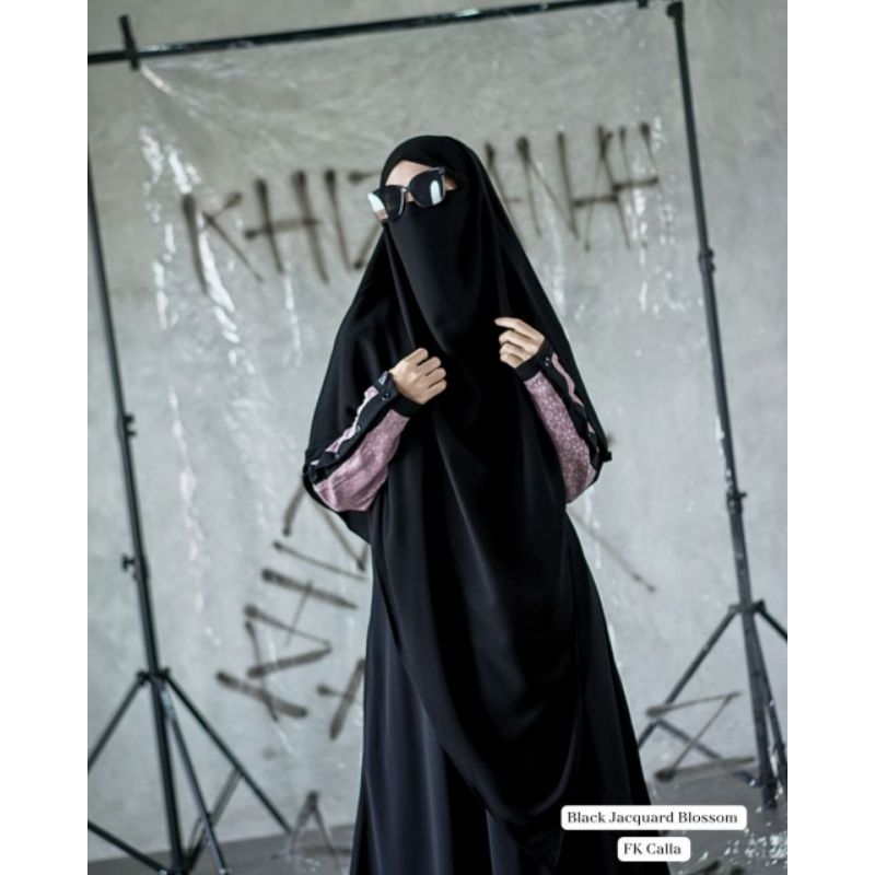 FK CALLA BY KHIZAANAH FRENCH KHIMAR V SHAPE JETBLACK MTA PREMIUM POLOS KEKINIAN TERBARU / JILBAB SYA