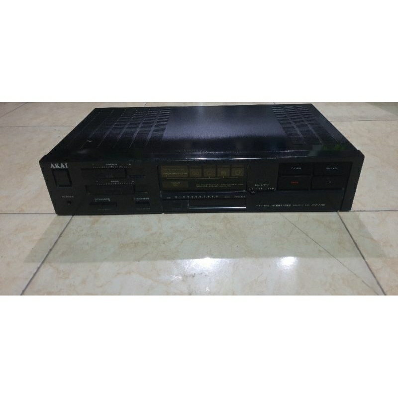 power amplifier akai am-a101 stereo intergrated made in japan second normal siap pakai no minus suda