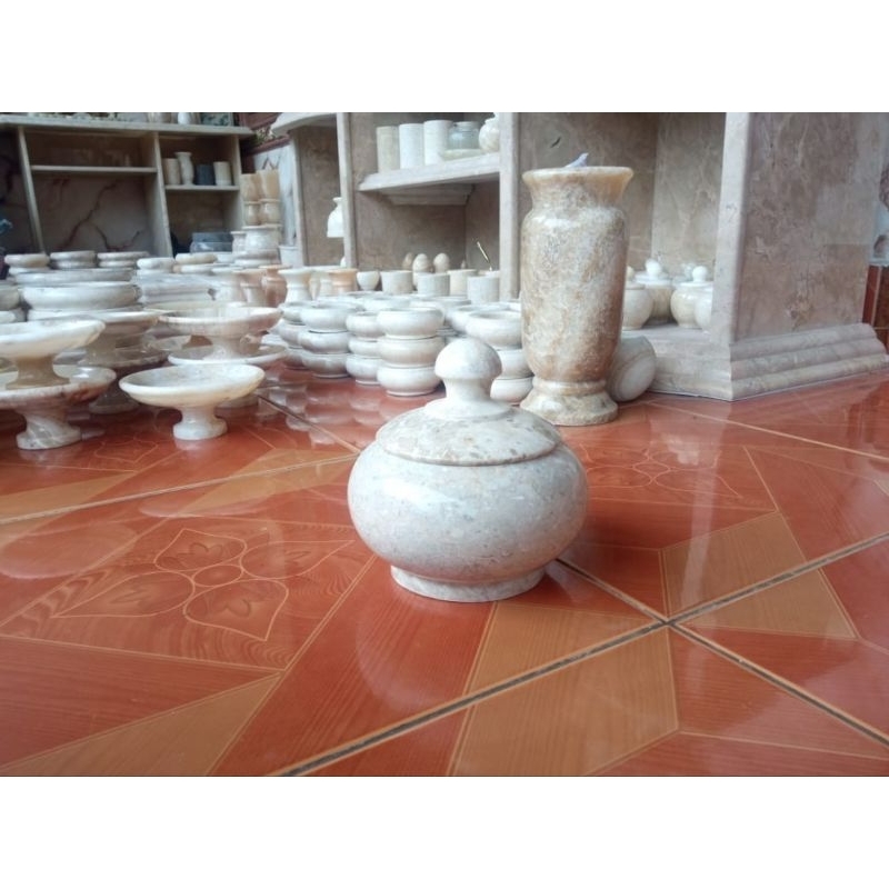 Hiasan guci marmer putih glossy Terlaris