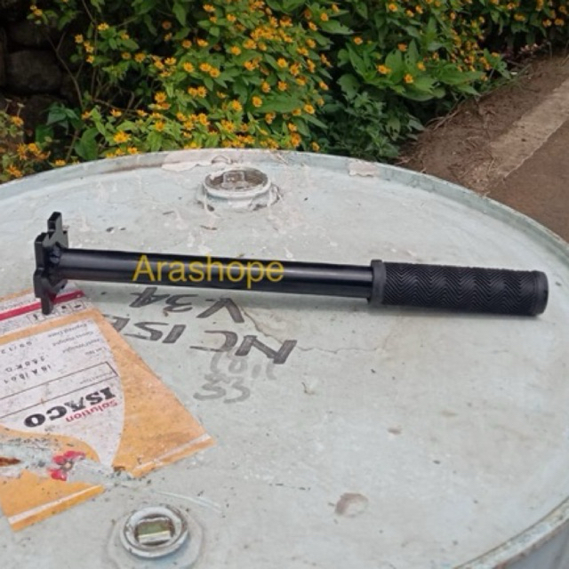 Kunci pembuka tutup drum besi/plastik / kunci pembuka tutup ulir kecil