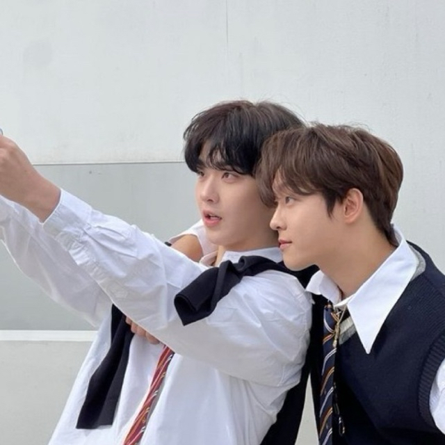 PHOTOCARD OFFICIAL KPOP