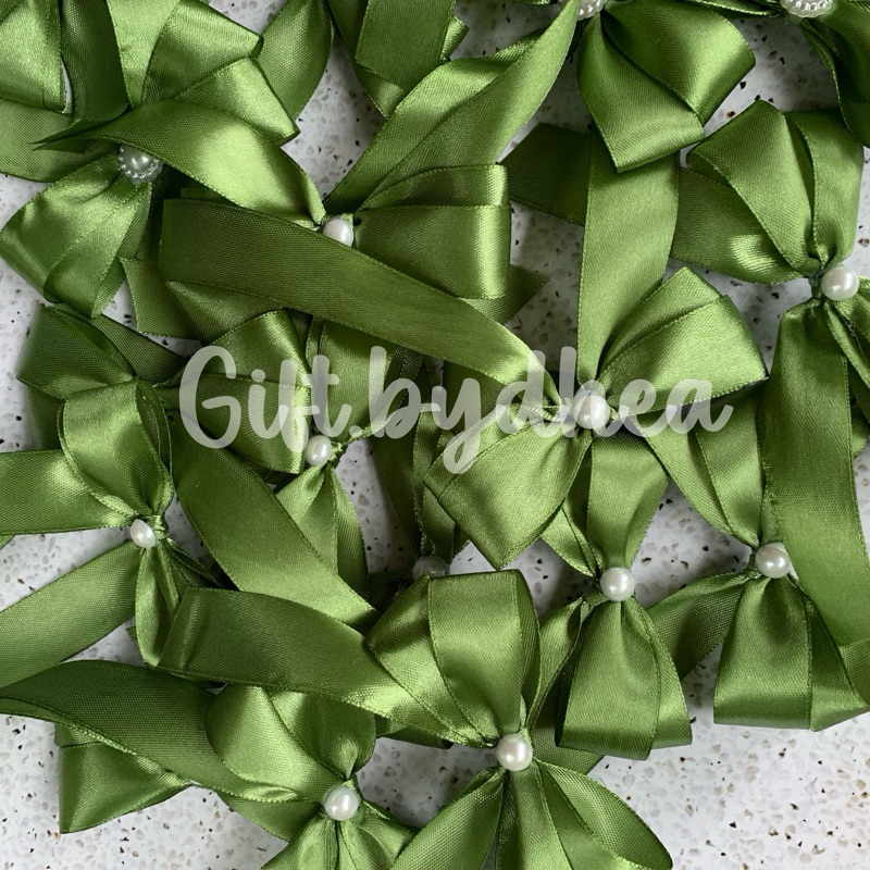 

MINIMAL ORDER 10 PCS/ Pita hampers raya / pita eid mubarak/ pita natal/pita imlek