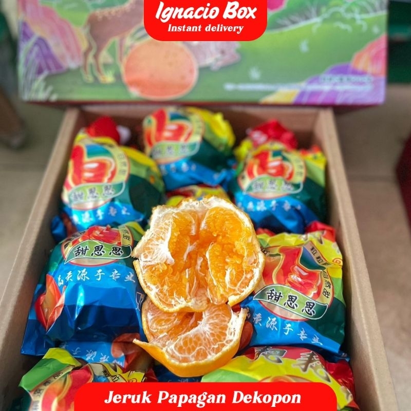 

PROMO Jeruk Dekopon Papagan [1Kg] Fresh Daun | Jeruk Dekopon Jumbo Impor Segar Manis IGNACIOBOX