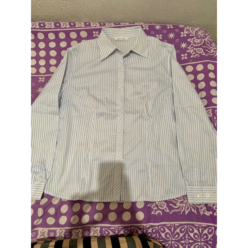 kemeja salur biru 35000
